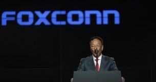 Sau bao đồn đoán, Foxconn chính thức lên tiếng không muốn rời khỏi Trung Quốc