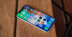 Apple chặn tính năng iPhone nếu thay pin ngoài