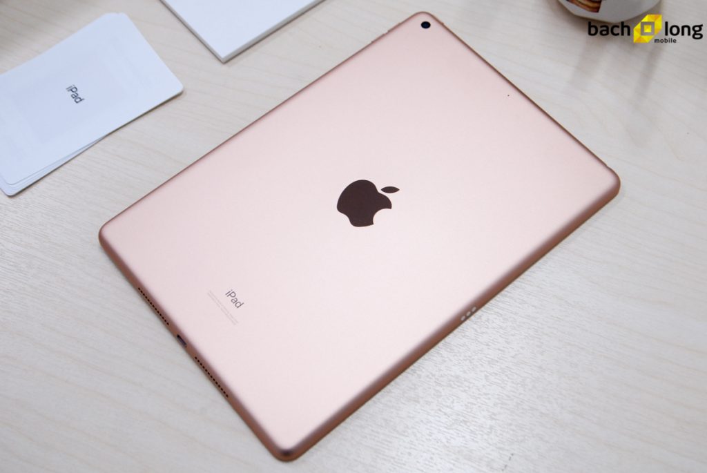 Mở hộp iPad 10.2 inch Gen 7: Nhiều tính năng mới, mạnh mẽ hơn, quan trọng là giá vẫn rẻ!