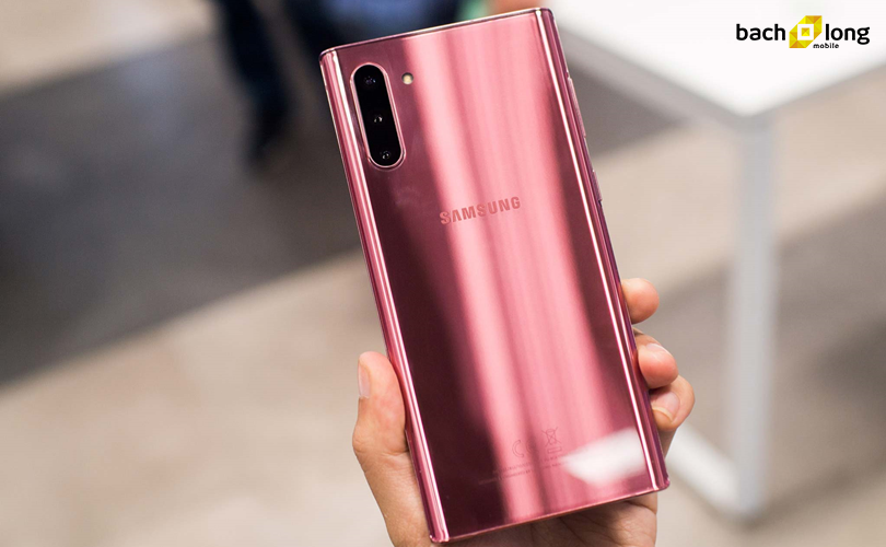 Samsung Galaxy Note 10 và iPhone 11, lựa chọn nào đáng để “xuống tiền” hơn?