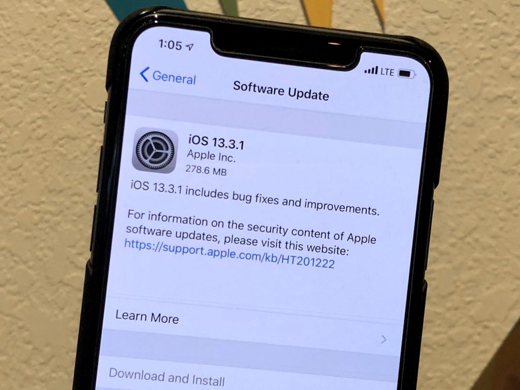 iOS 13.3.1 lại gặp lỗi hao pin. So với thảm họa iOS 13.3 thì thế nào?