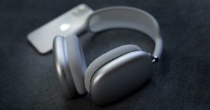 Tai nghe AirPods Max của Apple đang sản xuất tại Việt Nam