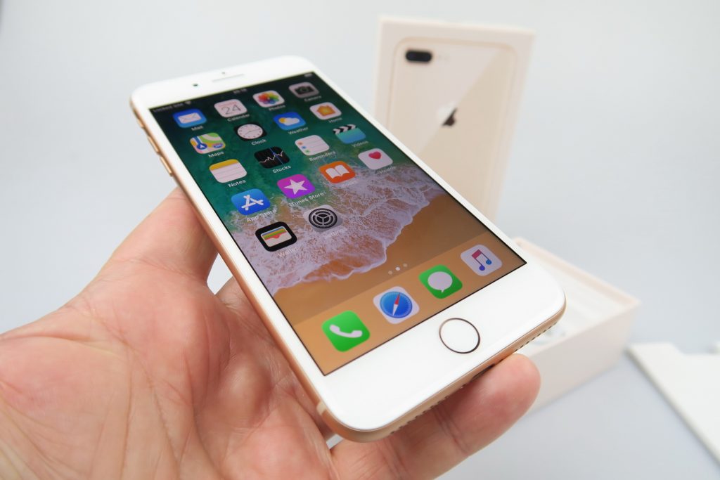 iPhone 8 Plus 128GB có còn đáng mua trong năm 2021?