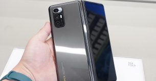 Xiaomi MIX FOLD bán 30.000 máy trong 1 phút với lô hàng đầu tiên