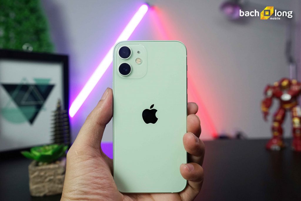 Có nên mua iPhone 12 Mini tầm giá 15 triệu ở thời điểm này hay không? 