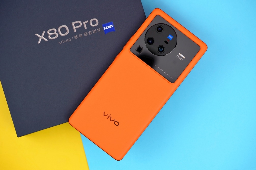 trên tay vivo x80 pro