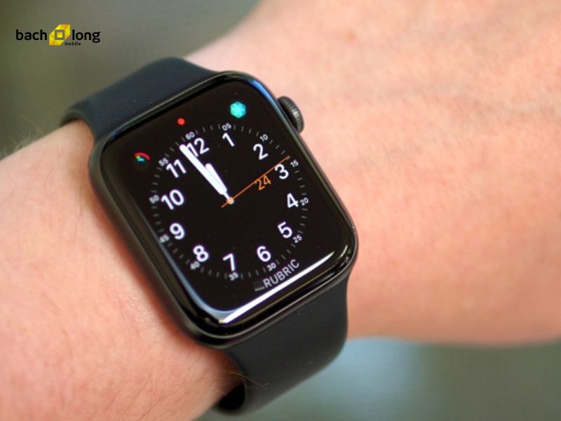 Có nên mua Apple Watch Series 5 khi smartwatch này đã hơn 3 năm tuổi?