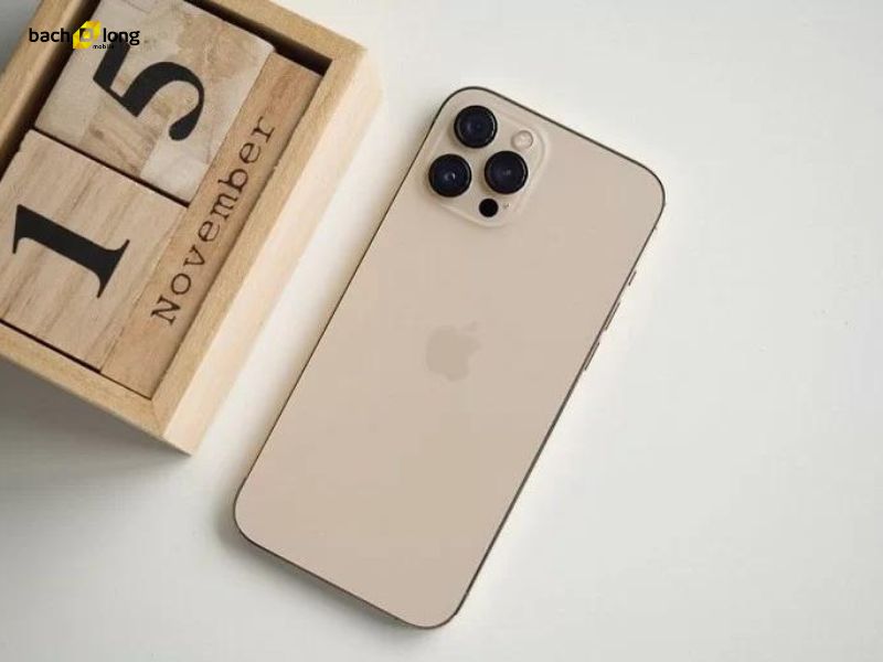 Có nên mua iPhone 12 Pro Max trong năm 2022 này không?