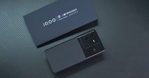 Trên tay iQOO 10 Pro: Snapdragon 8+ Gen1, sạc nhanh 200W nhanh nhất lịch sử