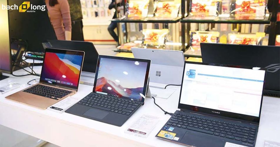 Laptop hàng trưng bày là gì? Có nên mua laptop trưng bày không?