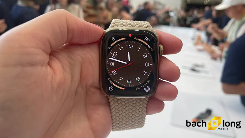 trên tay apple watch series 8