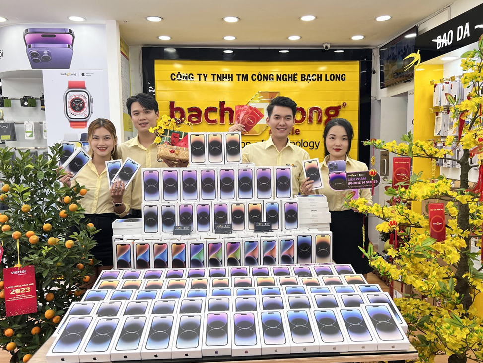 “Duy nhất hôm nay: Sắm Táo Đón Tết”. iPhone 14 Series VN/A chỉ từ 17 Triệu tại Bạch Long Mobile