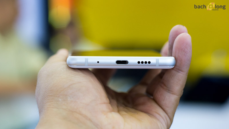 Xiaomi Mi Mix 2S với 8GB RAM chính thức cập bến Việt Nam, smartphone SnapDragon 845 rẻ nhất thế giới - 8
