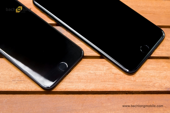 So sánh nhanh màu Jet Black và màu Đen nhám trên iPhone 7, iPhone 7 ...